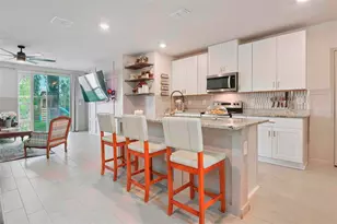 3610 Radiant Mountain Dr, Plant City, FL 33565 - Photo 4