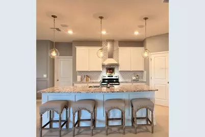 10800 Laxer Cay Loop, San Antonio, FL 33576 - Photo 4