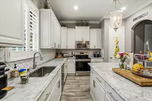 3837 Blazing Star Dr, Orlando, FL 32828 - Photo 4