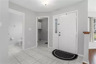 353 Lakebreeze Cir, Lake Mary, FL 32746 - Photo 16