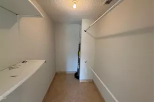 5225 Via Hacienda Cir, Orlando, FL 32839 - Photo 6
