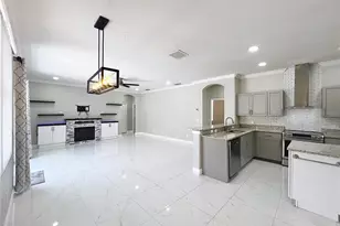 9334 Whispering Meadows Ln, Orlando, FL 32825 - Photo 16