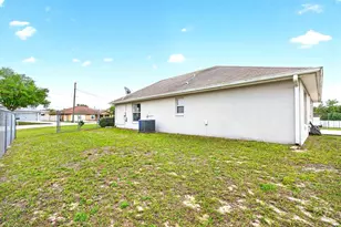 416 Lakeview Rd, Kissimmee, FL 34759 - Photo 40