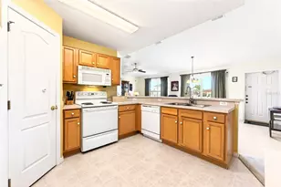 416 Lakeview Rd, Kissimmee, FL 34759 - Photo 14