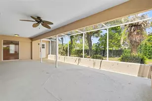 9389 Fox Hollow Ln, Weeki Wachee, FL 34613 - Photo 24