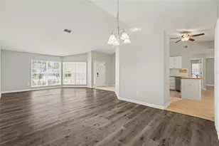 9389 Fox Hollow Ln, Weeki Wachee, FL 34613 - Photo 14