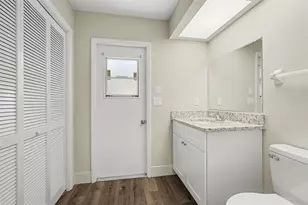 9389 Fox Hollow Ln, Weeki Wachee, FL 34613 - Photo 28