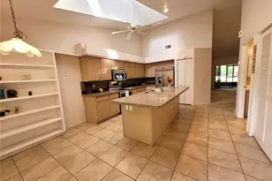 432 Baytree Blvd, Tavares, FL 32778 - Photo 6