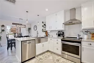 2115 Heathwood Cir, Orlando, FL 32828 - Photo 12