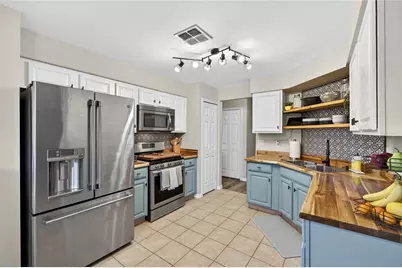 11736 Chapelle Court, Clermont, FL 34711 - Photo 10