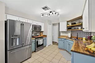 11736 Chapelle Ct, Clermont, FL 34711 - Photo 10