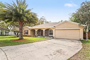 100 Festive Ct, Chuluota, FL 32766 - Photo 1