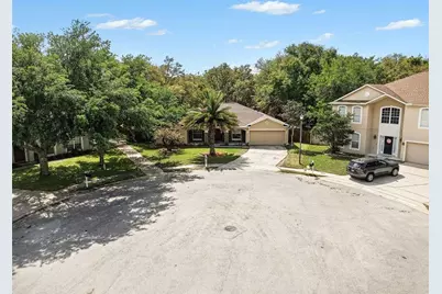 100 Festive Court, Chuluota, FL 32766 - Photo 2
