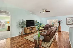 100 Festive Ct, Chuluota, FL 32766 - Photo 8
