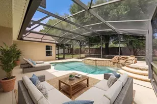 2440 Holly Ridge Ct, Clermont, FL 34711 - Photo 2