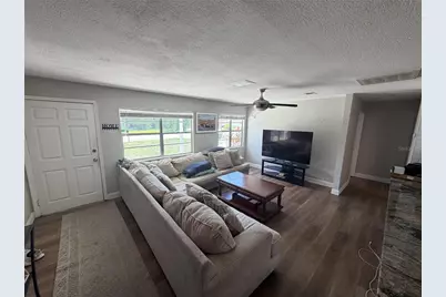 7210 14th Street N, Saint Petersburg, FL 33702 - Photo 4