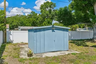 7210 14th St N, Saint Petersburg, FL 33702 - Photo 18
