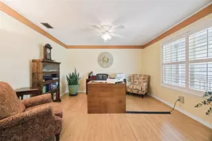 7923 Thurmond Ct, Orlando, FL 32817 - Photo 6