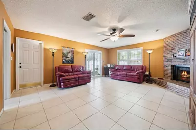 7923 Thurmond Court, Orlando, FL 32817 - Photo 12