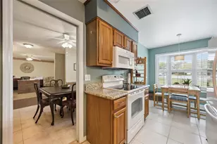 7923 Thurmond Ct, Orlando, FL 32817 - Photo 10