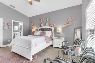 100 Aurora Ln, Kissimmee, FL 34758 - Photo 6