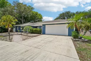 5609 Executive Dr, New Port Richey, FL 34652 - Photo 44