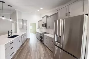 5609 Executive Dr, New Port Richey, FL 34652 - Photo 28