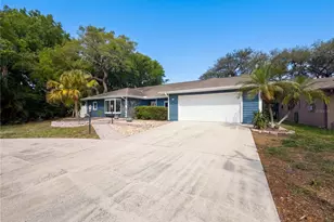5609 Executive Dr, New Port Richey, FL 34652 - Photo 40