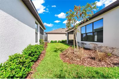 1317 Lombardi Court, Kissimmee, FL 34759 - Photo 8