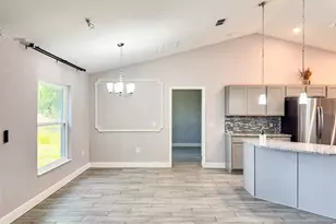 420 Ketch Rd, Saint Cloud, FL 34771 - Photo 4