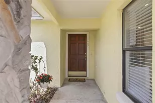 1027 Hornbeam St, Oviedo, FL 32765 - Photo 2