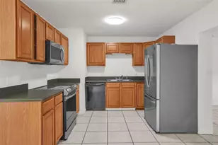 417 N Tampa Ave, Orlando, FL 32805 - Photo 6