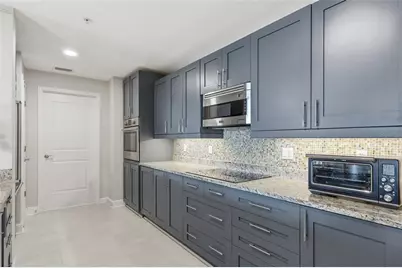 100 S Eola Drive #605, Orlando, FL 32801 - Photo 8