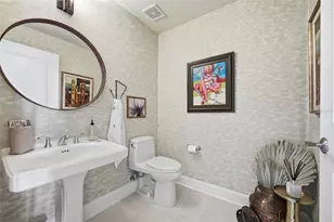 100 S Eola Dr, Orlando, FL 32801 - Photo 12