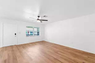2865 51st St S, Gulfport, FL 33707 - Photo 2