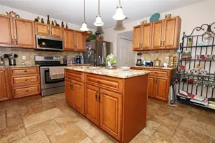 210 Pinefield Dr, Sanford, FL 32771 - Photo 10