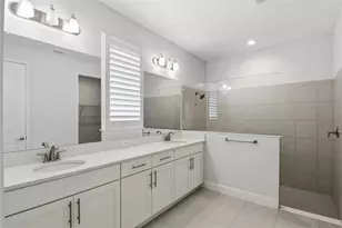 28761 Sweet Persimmon Dr, Wesley Chapel, FL 33543 - Photo 26