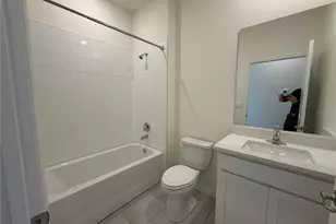 8589 Pinecrest Trl, Wildwood, FL 34785 - Photo 14