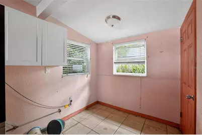 300 52nd Street S, Saint Petersburg, FL 33707 - Photo 30