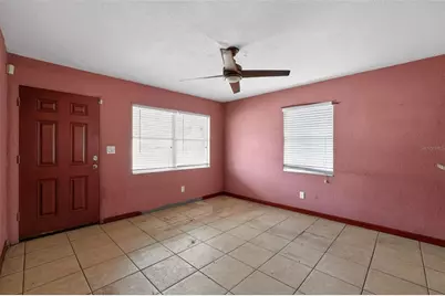 300 52nd Street S, Saint Petersburg, FL 33707 - Photo 10