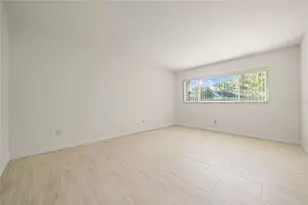 10403 Lake Carroll Way, Tampa, FL 33618 - Photo 16
