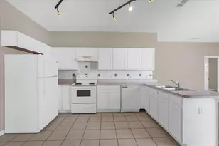 29 Andora Ct, Kissimmee, FL 34758 - Photo 6