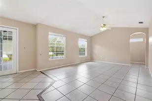 16825 Harrierridge Pl, Lithia, FL 33547 - Photo 12
