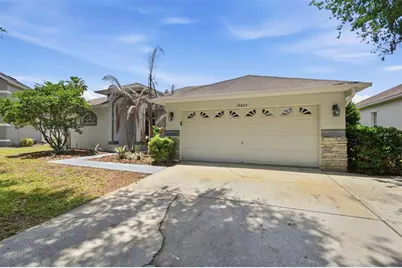 16825 Harrierridge Place, Lithia, FL 33547 - Photo 2