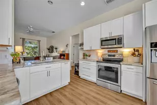 3397 Sterling Lake Cir, Oviedo, FL 32765 - Photo 12