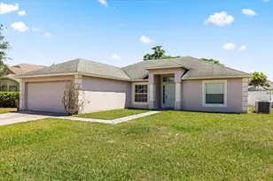 3205 Murray Hill Loop, Kissimmee, FL 34758 - Photo 2