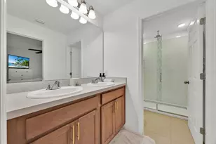 5237 Royal Point Ave, Kissimmee, FL 34746 - Photo 16
