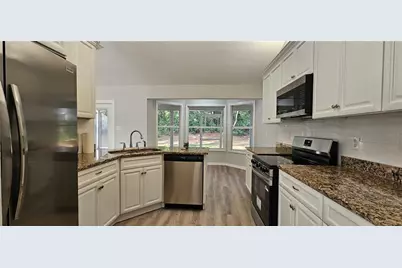 370 S Cobble Court, Mount Dora, FL 32757 - Photo 6