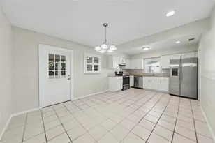 722 Galsworthy Ave, Orlando, FL 32809 - Photo 4