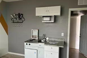 845 Ambleside Dr, Haines City, FL 33844 - Photo 2